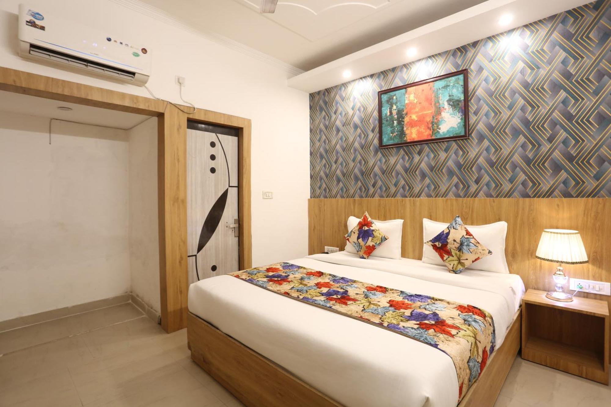 Backpackers - Ink Hotels Delhi Airport By Ss Group Neu-Delhi Exterior foto
