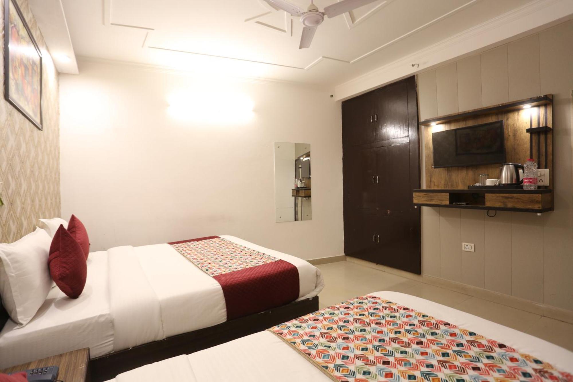 Backpackers - Ink Hotels Delhi Airport By Ss Group Neu-Delhi Exterior foto