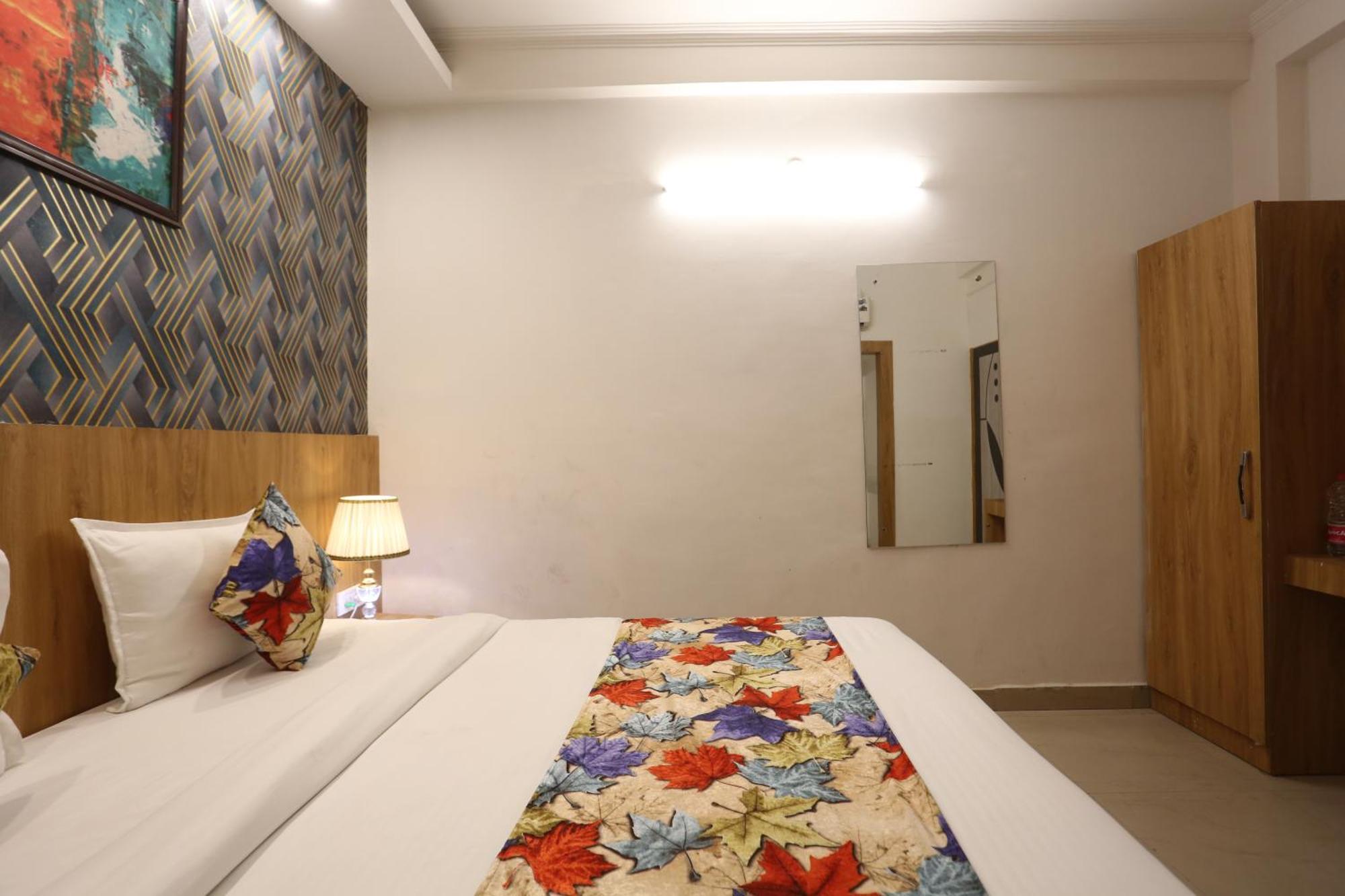Backpackers - Ink Hotels Delhi Airport By Ss Group Neu-Delhi Exterior foto