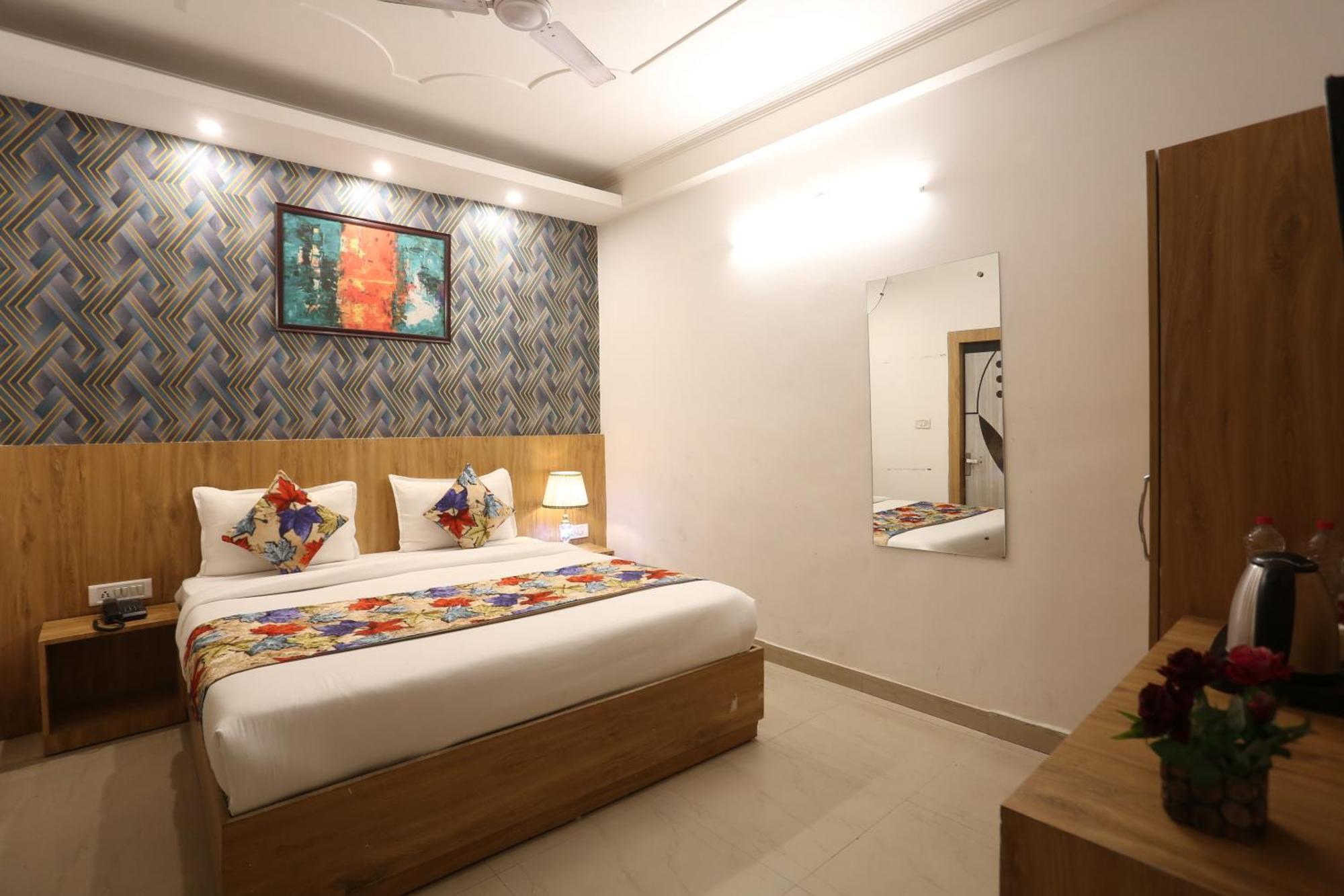 Backpackers - Ink Hotels Delhi Airport By Ss Group Neu-Delhi Exterior foto