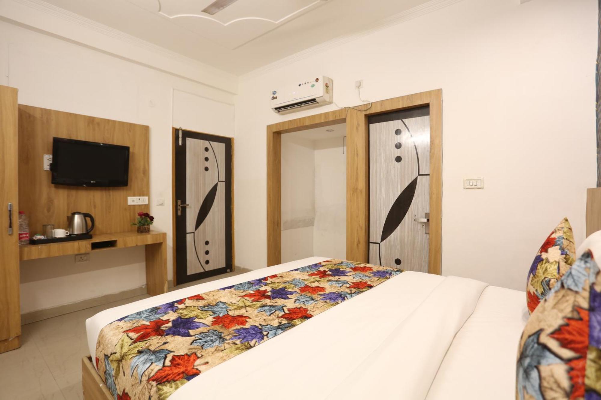 Backpackers - Ink Hotels Delhi Airport By Ss Group Neu-Delhi Exterior foto
