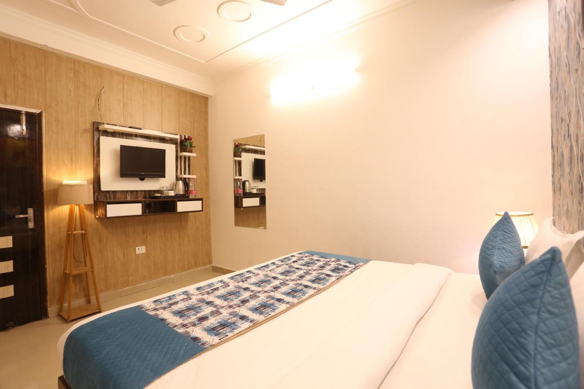 Backpackers - Ink Hotels Delhi Airport By Ss Group Neu-Delhi Exterior foto