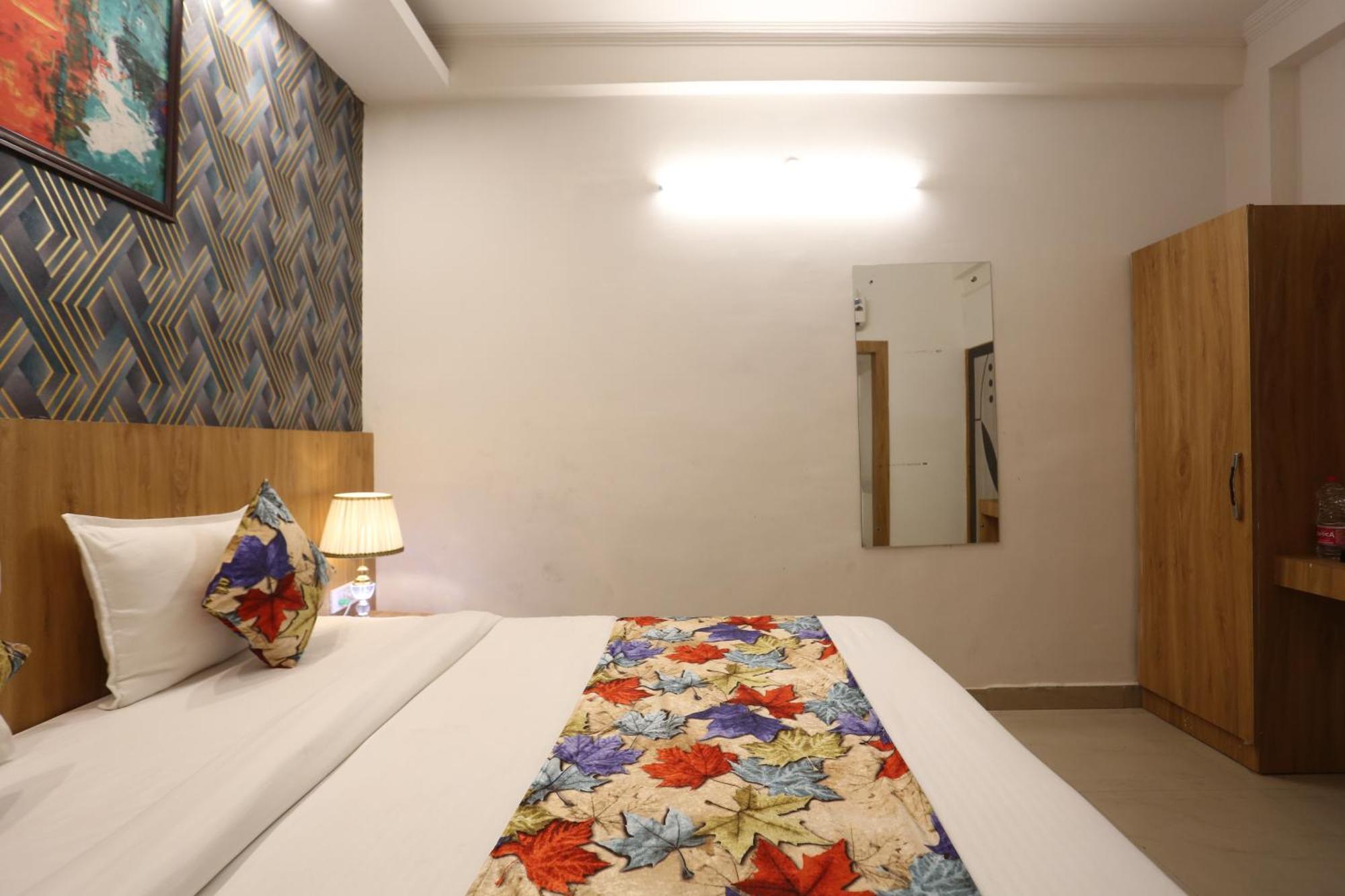 Backpackers - Ink Hotels Delhi Airport By Ss Group Neu-Delhi Exterior foto