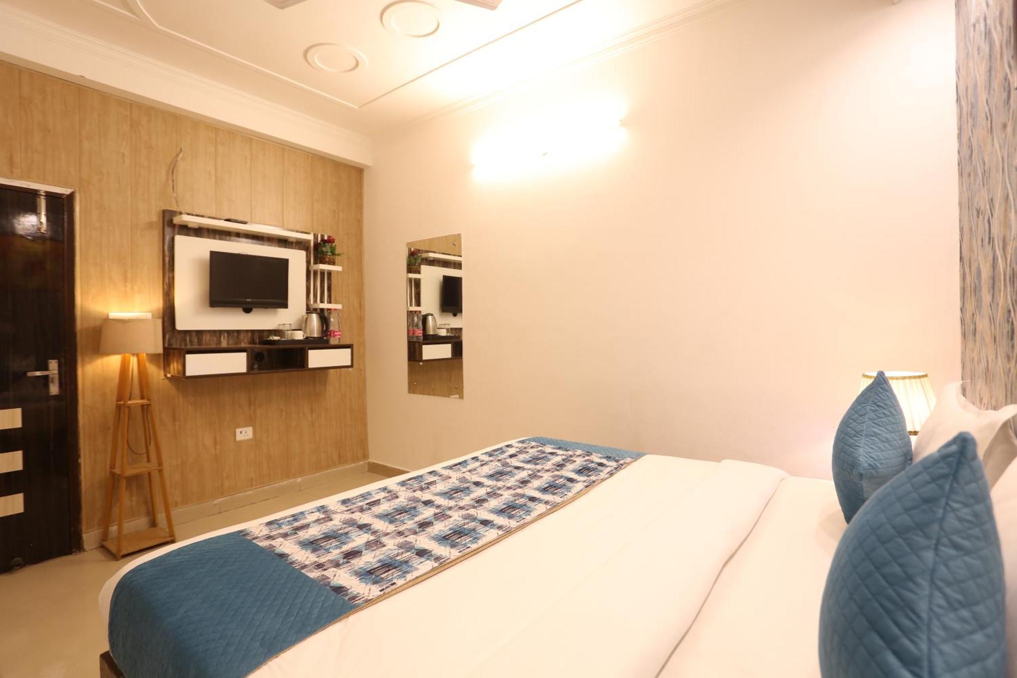 Backpackers - Ink Hotels Delhi Airport By Ss Group Neu-Delhi Exterior foto