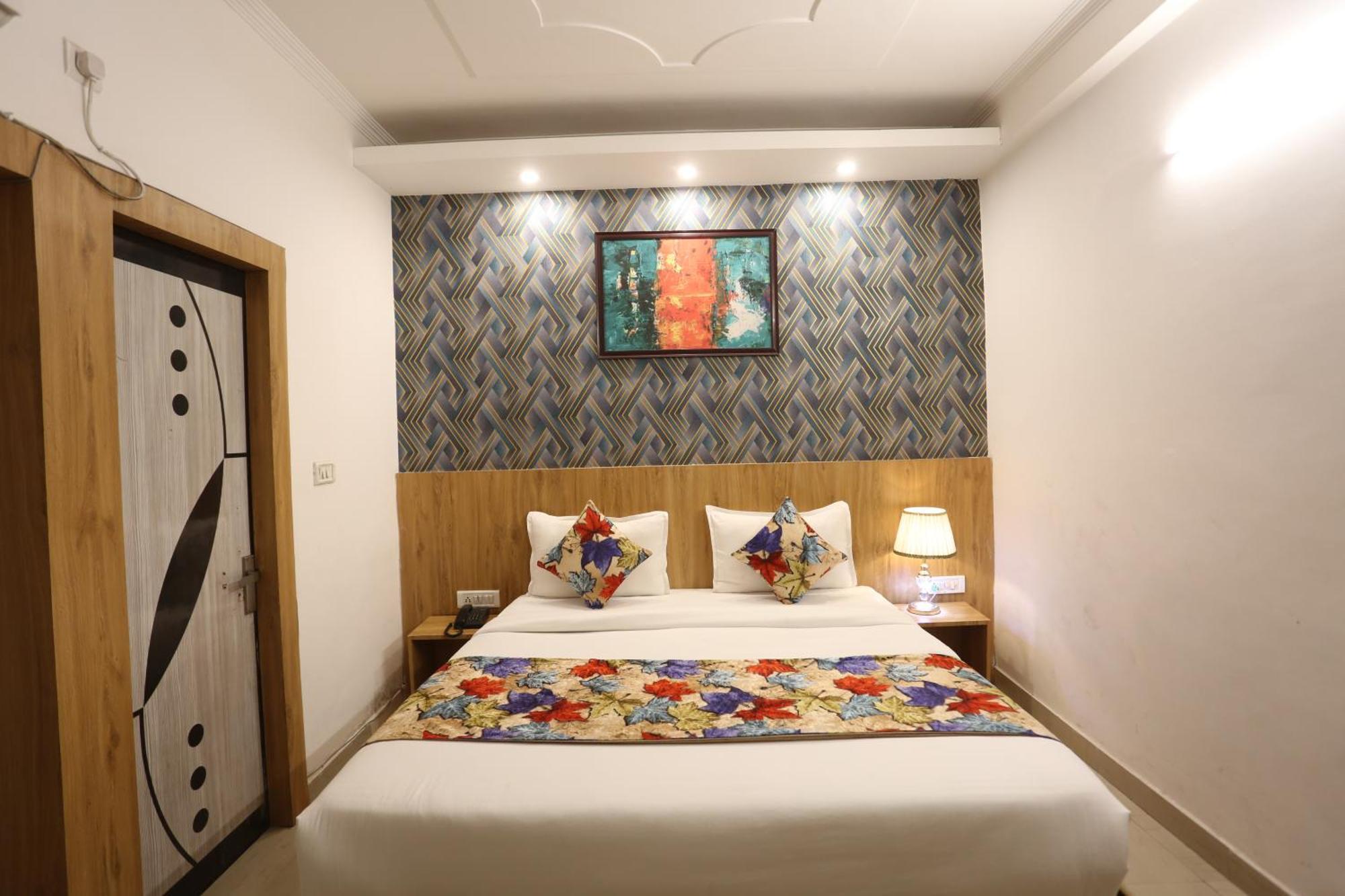 Backpackers - Ink Hotels Delhi Airport By Ss Group Neu-Delhi Exterior foto